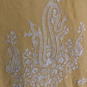 EMBROIDERED SHAWL SCARF SOFT YELLOW & WHITE